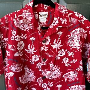 VINTAGE Disney World Men's S Trader Mick's Surf Gear Hawaiian Shirt in Red WDW